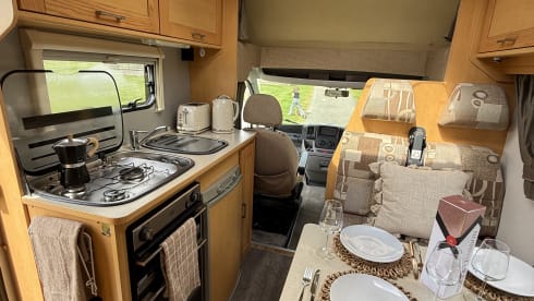 MILLIE – 6 posti letto Peugeot mansardata del 2010
