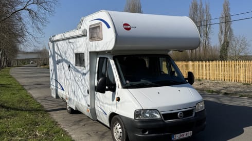 4p Bürstner alcove from 2005