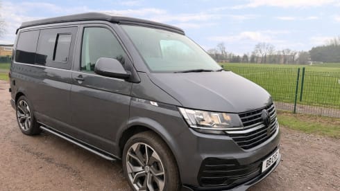 Derek – 4 berth Volkswagen campervan from 2022