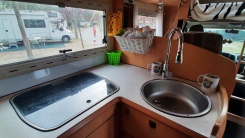 Camper Family Adventure  – Attic Camper, Pilote, Super-equipped, Air Conditioning