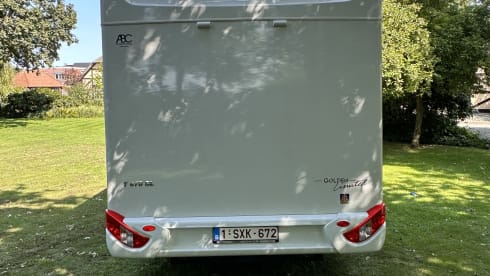 5p Hymer semi-integrated from 2016