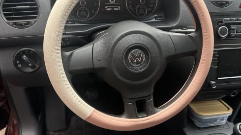 Super nice Volkswagen Caddy Maxi campervan from 2011 with tent, 4p