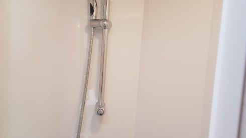 Loulou – 4 berth Lunar semi-integrated from 2020