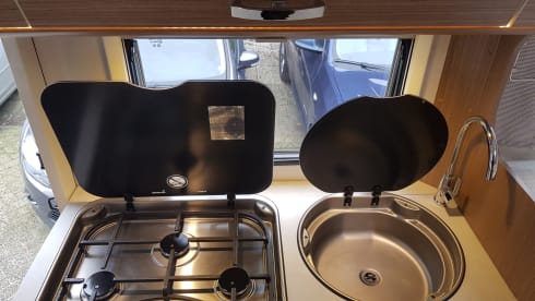 zorgeloze vakantie !! – 3p Carado semi-integrated from 2019