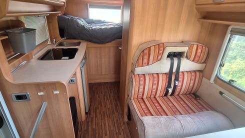 Huisje op wielen – 4p Fiat alcove from 2009