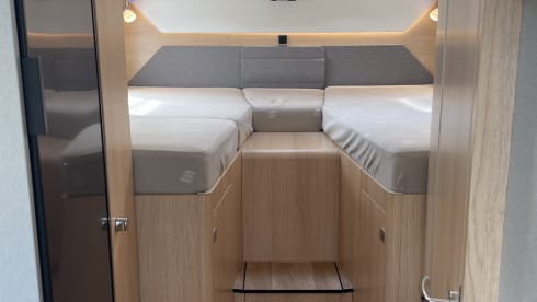 4p Hymer semi-integrated from 2023