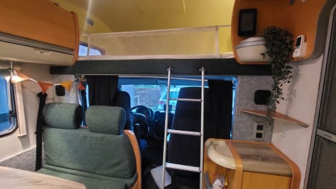 5p Hymer alcove from 2005