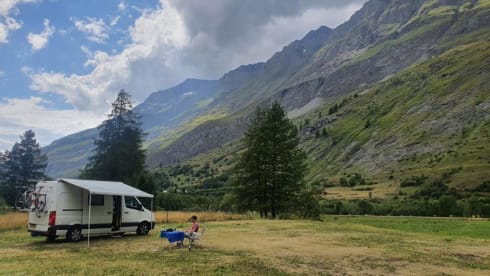 Fer – Enjoy our complete Volkswagen camper van