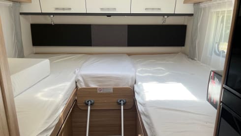 Luxury Sunlight T67 semi-integrated
