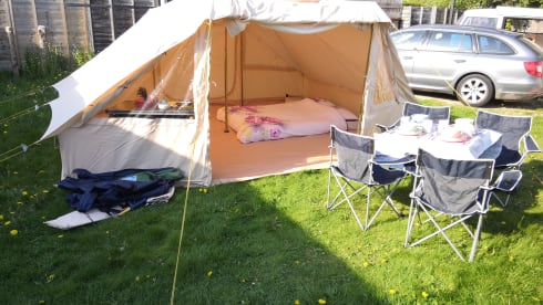 BarnaBus – T2 CamperVan Hire