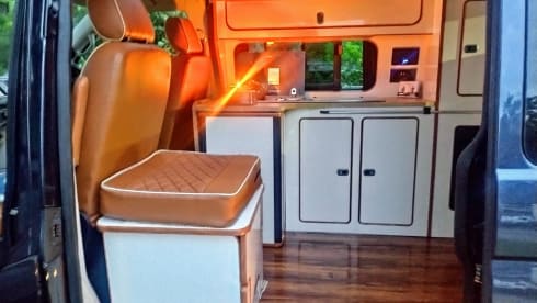 Squirrel – Squirrel, the LWB VW Transporter!!