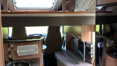 4p Knaus semi-integrated from 2014