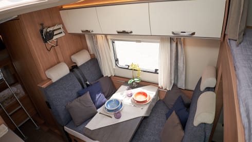 BEARENT – CAMPER WEINSBERG 6 PLACES 