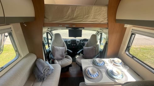 Mr Beaumont – 6 berth Autotrail semi-integrated from 2018