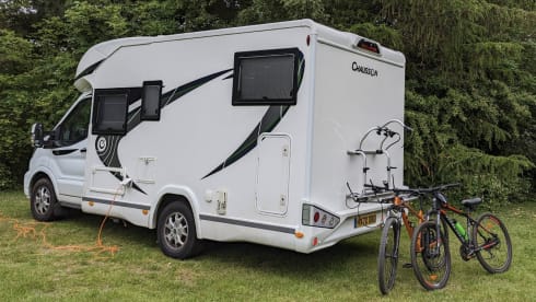 Sheddie – Luxury Motorhome With Solar Power