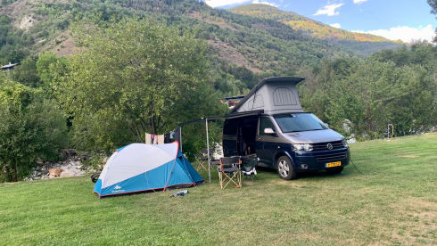 Volkswagen || 4x4 || Off grid || Bus camper