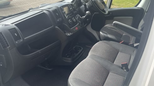 Biffy – Luxury Medium Sized Dog-Friendly Camper
