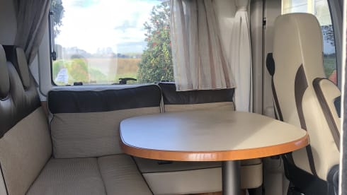 ZEER LUXE HYMER CAMPER – For rental to two experienced campers  
