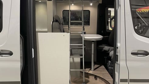 p Hymer bus from 2024