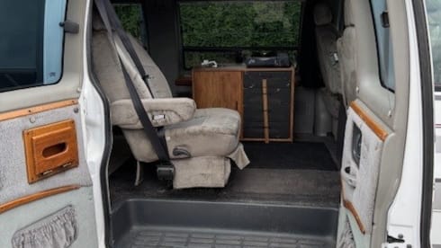 GMC v8 – 2p Other campervan from 1997
