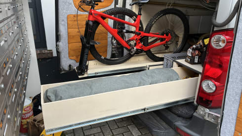 Ritser – Off-grid Volkwagen crafter buscamper 2p