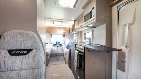 Swift Edge 486 ULT – 2-6 berth Swift EDGE 486 ULT