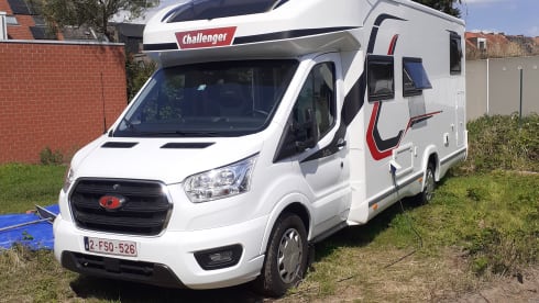 4p Challenger semi-integrated uit 2020