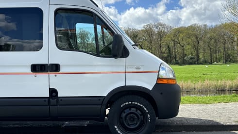 Benny – Offgrid Renault master 2P NEW! 