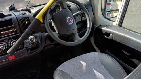 Charlie – 2 berth Sunlight semi-integrated from 2020