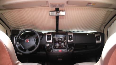 4-person Chausson semi-integrated from 2012