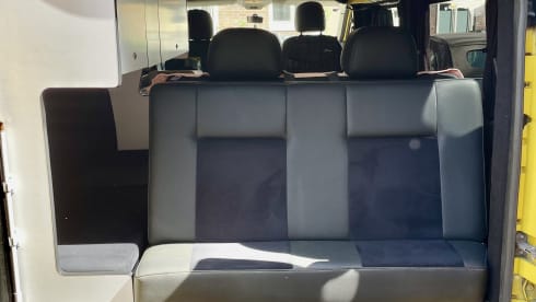 Arie – 4-Sitzer Renault Wohnmobil aus dem Jahr 2017