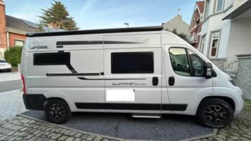 Pössl 600 – New Pössl campervan with length beds