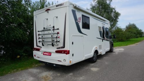 4p Rapido camper