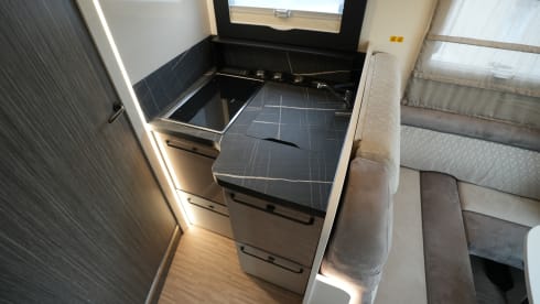 Silver Edition – 4p McLouis semi-integrated uit 2026