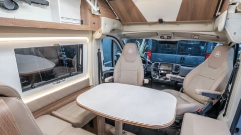 Fiat Dreamer  – 5p Fiat bus from 2025