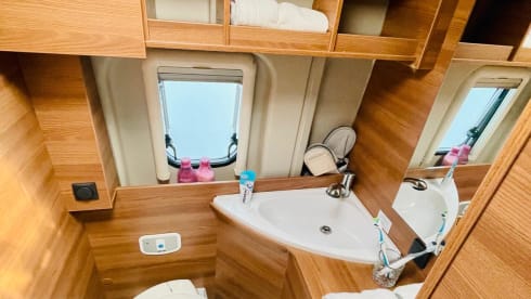 Tourer 6.4 – 2p Carado bus from 2019