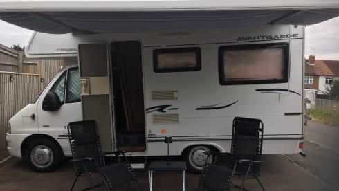 AVA – 2 berth Peugeot advangarde from 2006