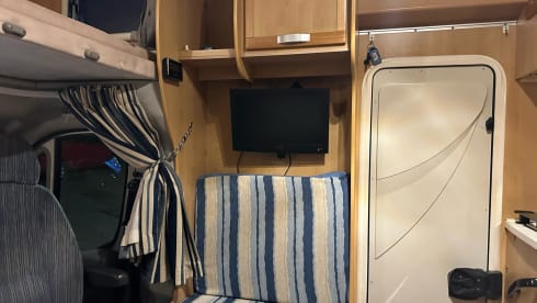 5 berth Fiat mclouis Lagan  2008 