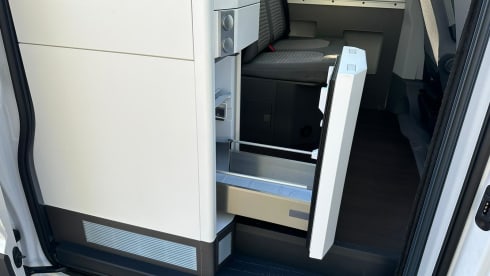 De ZilverGrijze XL – VW Grand California 2.0L TDI 680 from 2021