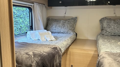 RobertaPantano – Noah's camper