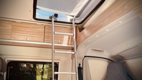 Tourer Family –  Knaus Boxstar 600 - With lifting roof and fixed 4 sleeping places!