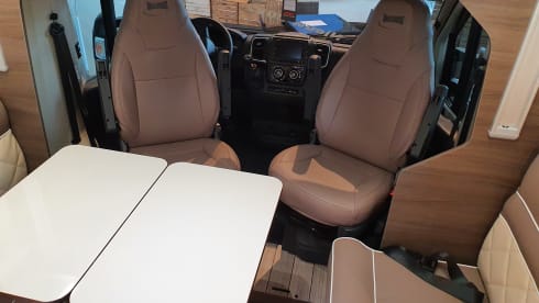 8 – luxury 4 person mclouis Carat 2022 with fixed bed in the back
