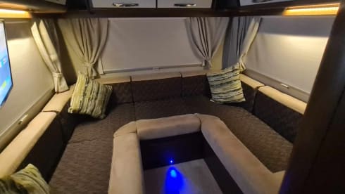 Marlene – 6 Berth Fiat Roller Team 746