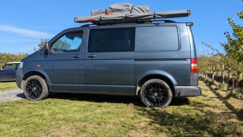 Blu – Dog Friendly CamperVan 