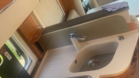 2p Hymer semi-integrated uit 2019