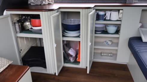 Wall E – 4 berth Volkswagen campervan from 1971