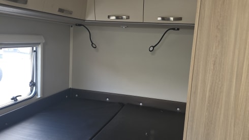 Weinsberg-bus met 4 slaapplaatsen uit 2019