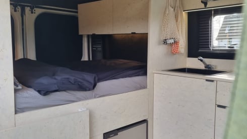 Lux – 2p Peugeot bus uit 2012