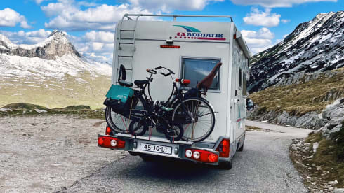 Amigo – 7p Adria Mobil alcove from 2002