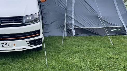Nessie – VW T6 Campervan
